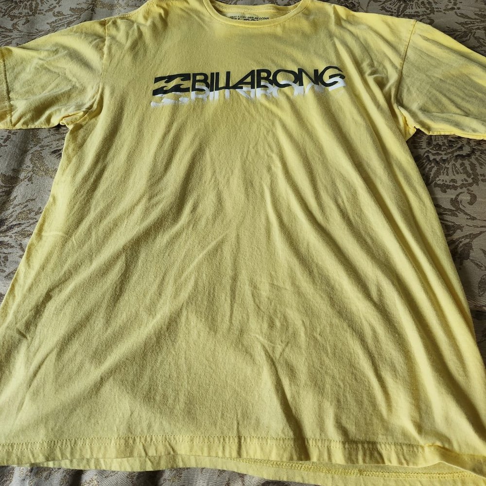 Billabong Bright Yellow Mens T-Shirt Size XL